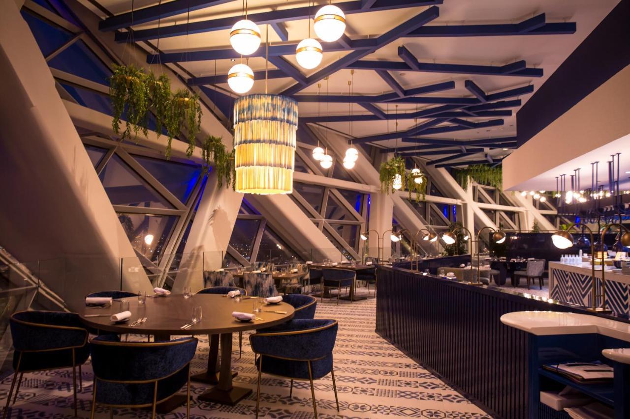 Andaz Capital Gate Abu Dhabi, By Hyatt Hotel Kültér fotó The interior of the restaurant