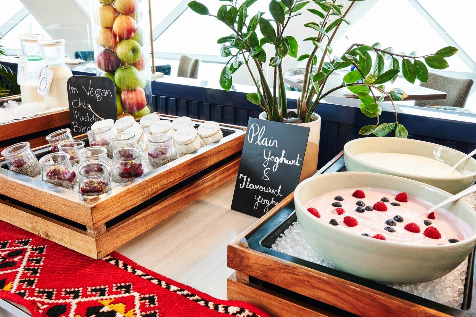 Andaz Capital Gate Abu Dhabi, By Hyatt Hotel Kültér fotó Yogurt