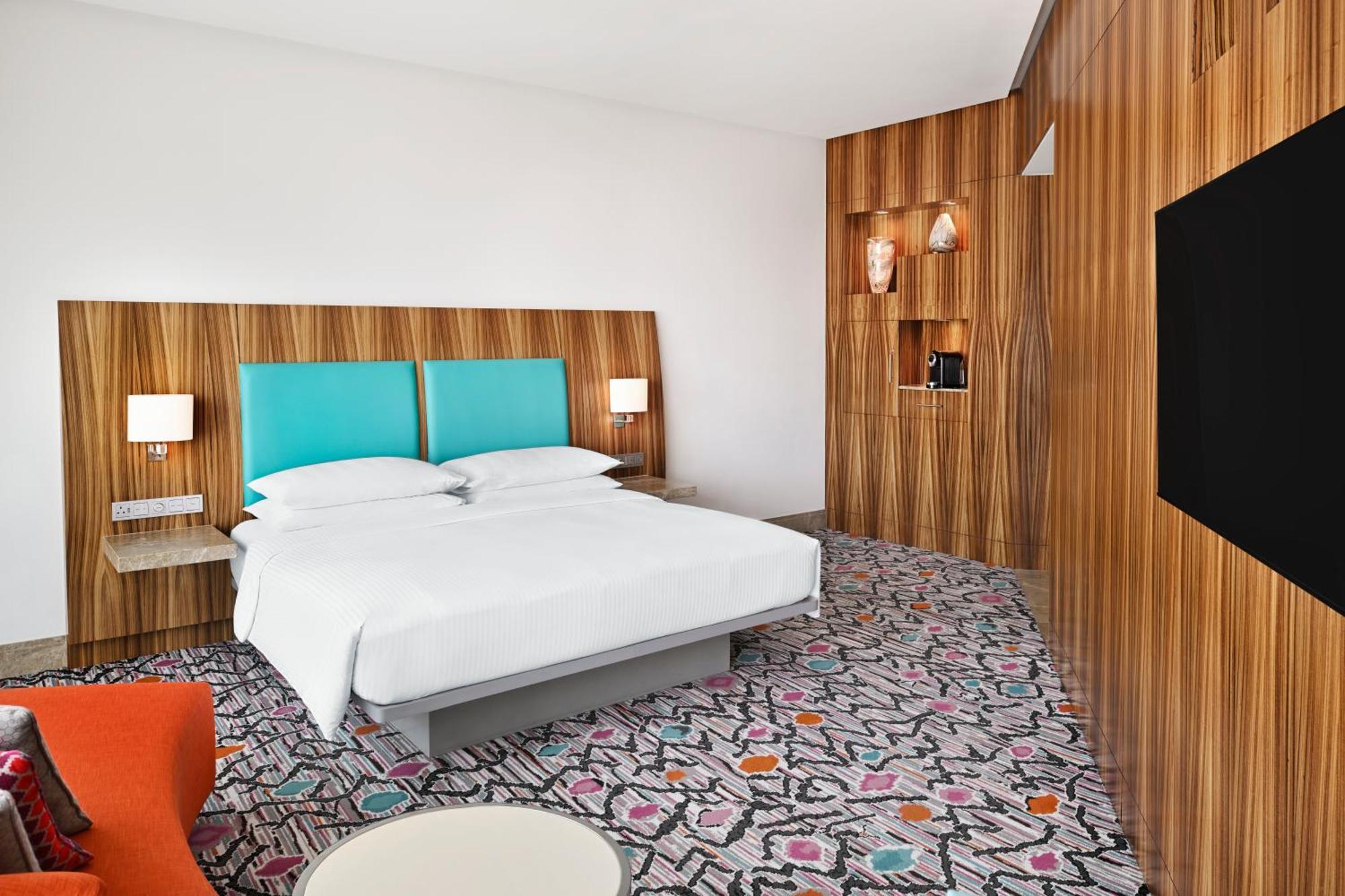 Andaz Capital Gate Abu Dhabi, By Hyatt Hotel Kültér fotó A room at the hotel